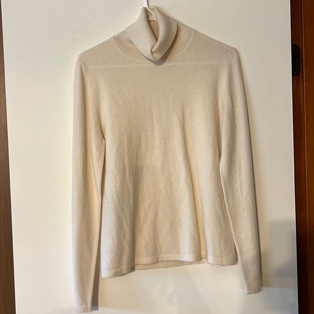 Cream Neiman Marcus Cashmere Collection Turtleneck